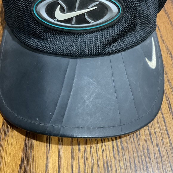 Nike Black Mesh Cap - Picture 2 of 6
